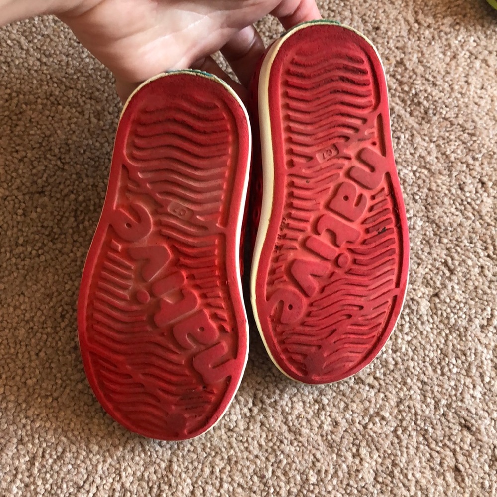 Native shoes - Picture 2 of 2